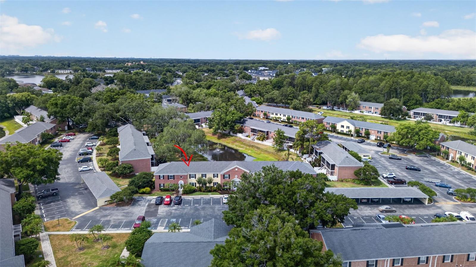 WHISPERING OAKS - Residential
