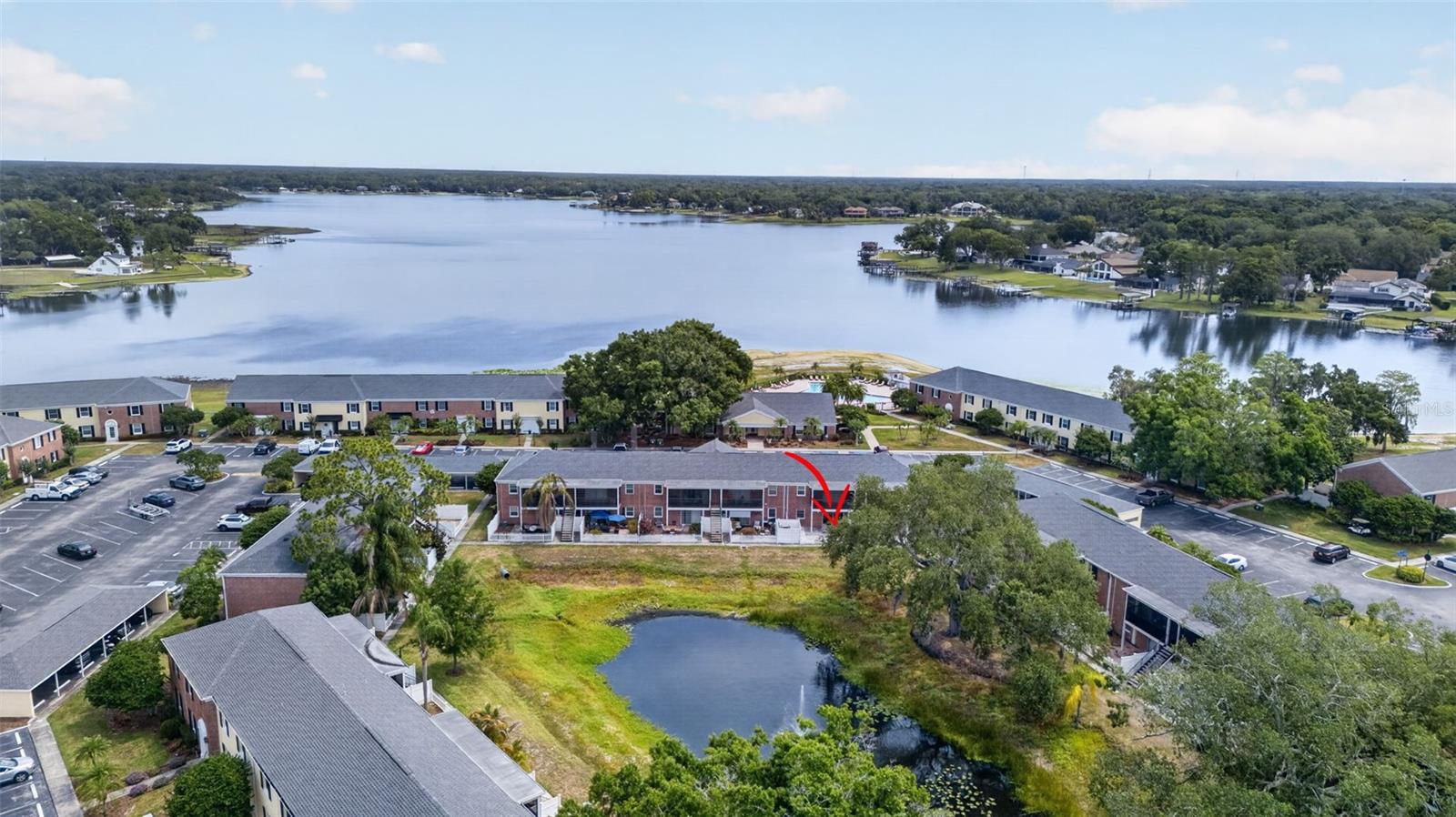 WHISPERING OAKS - Residential