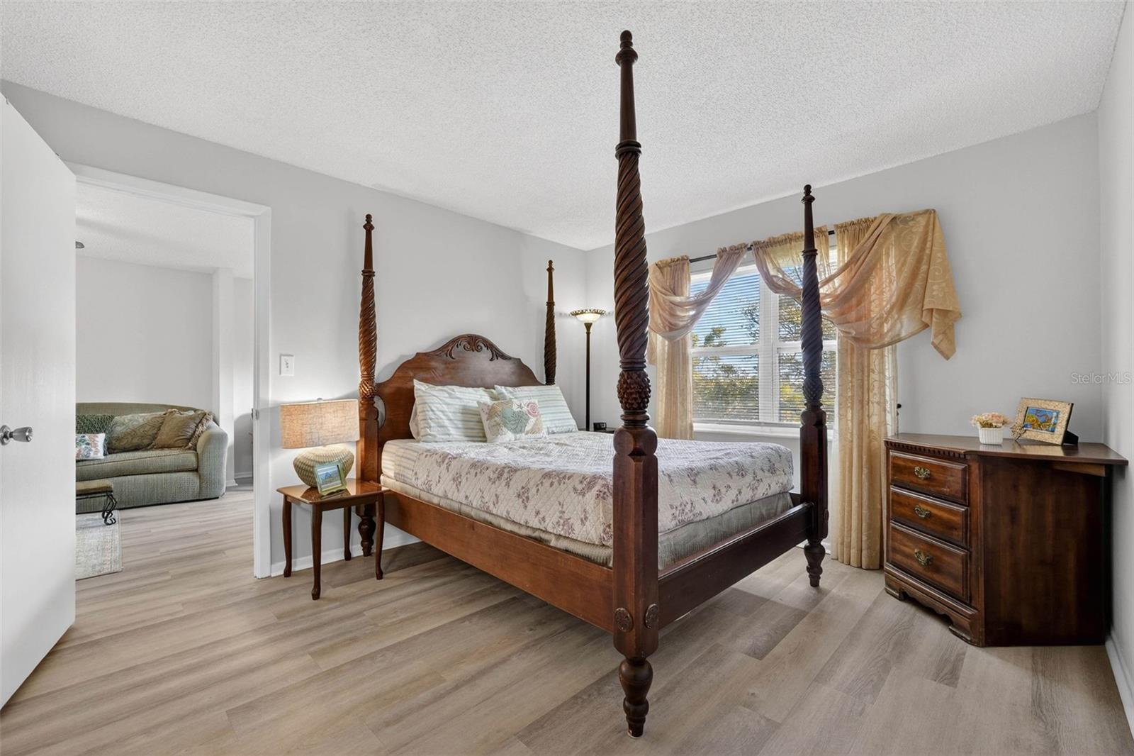 KALMIA CONDO - Residential