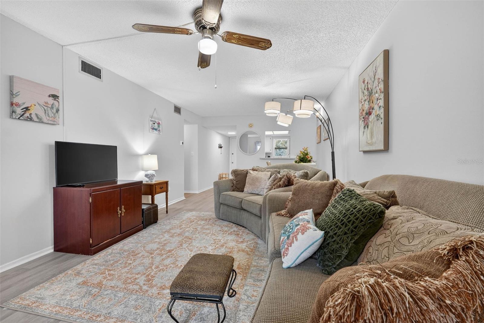 KALMIA CONDO - Residential