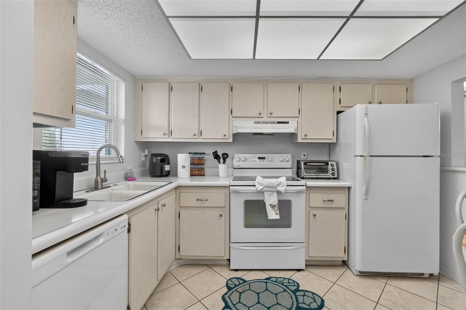 KALMIA CONDO - Residential