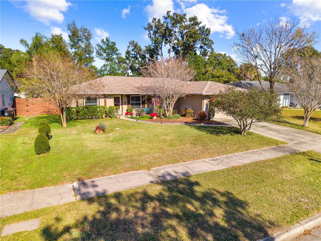 Photo of 5155 Nadine Street, Orlando, FL 32807 (MLS # O6369319)