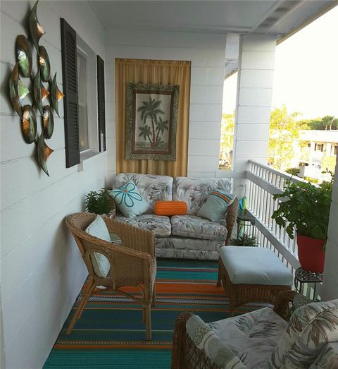 Bayshore Gardens Bradenton : Homes for Sale w/ Boating 50 1633 LEISURE DRIVE M37 BRADENTON FL 34207