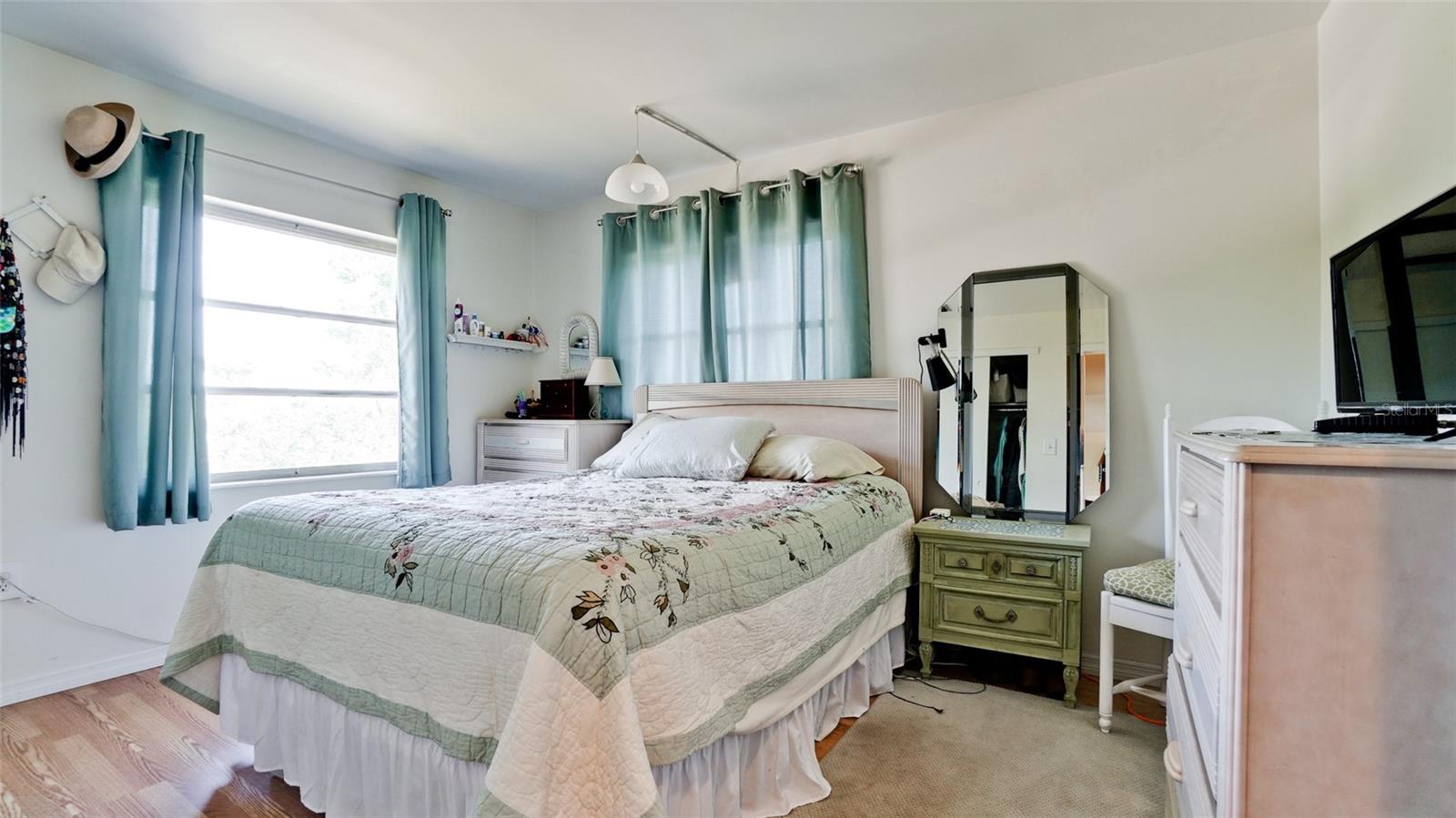 BAYSHORE GARDENS APTS 12 - Residential