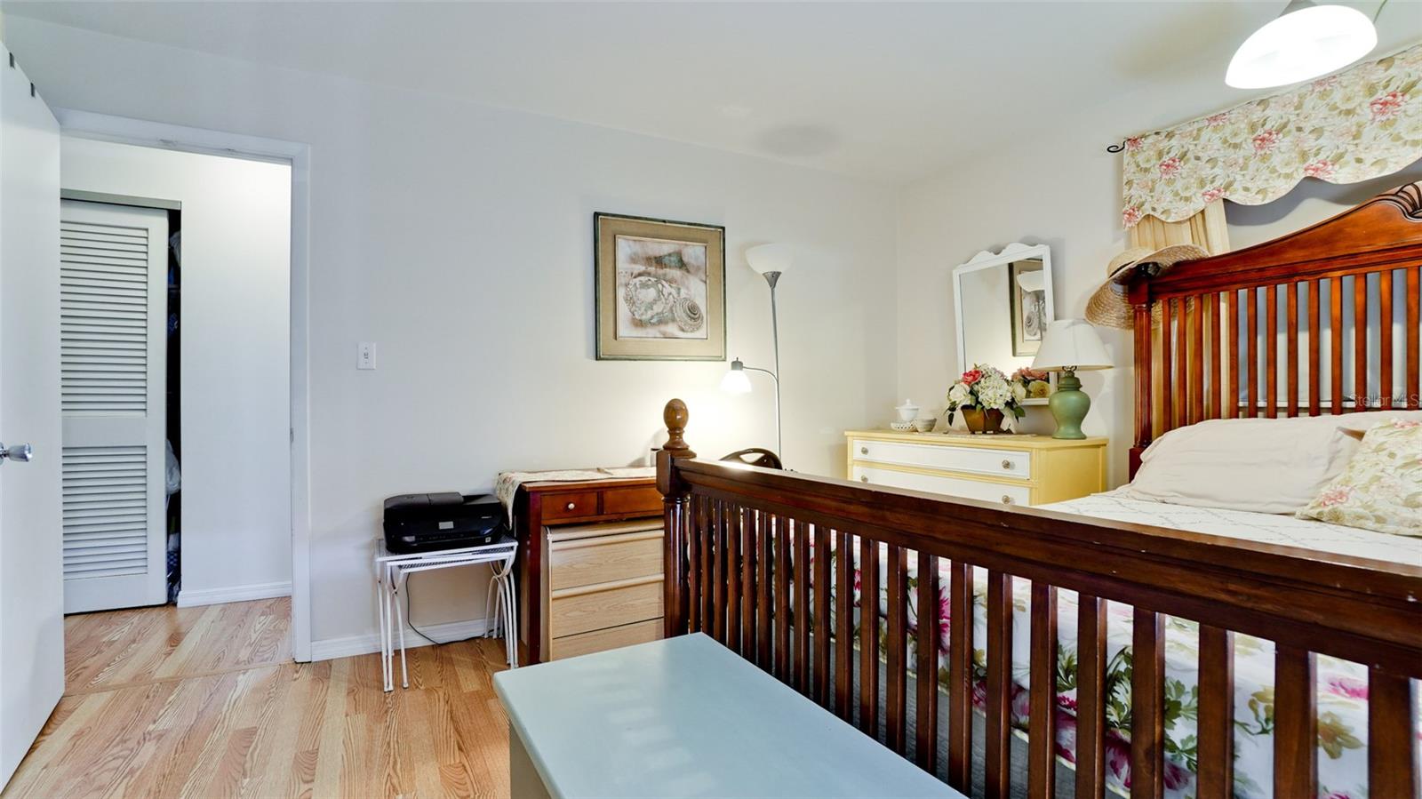 BAYSHORE GARDENS APTS 12 - Residential