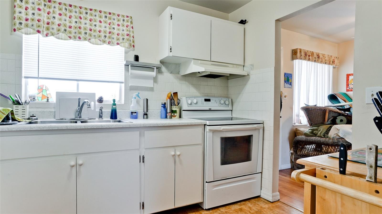 BAYSHORE GARDENS APTS 12 - Residential