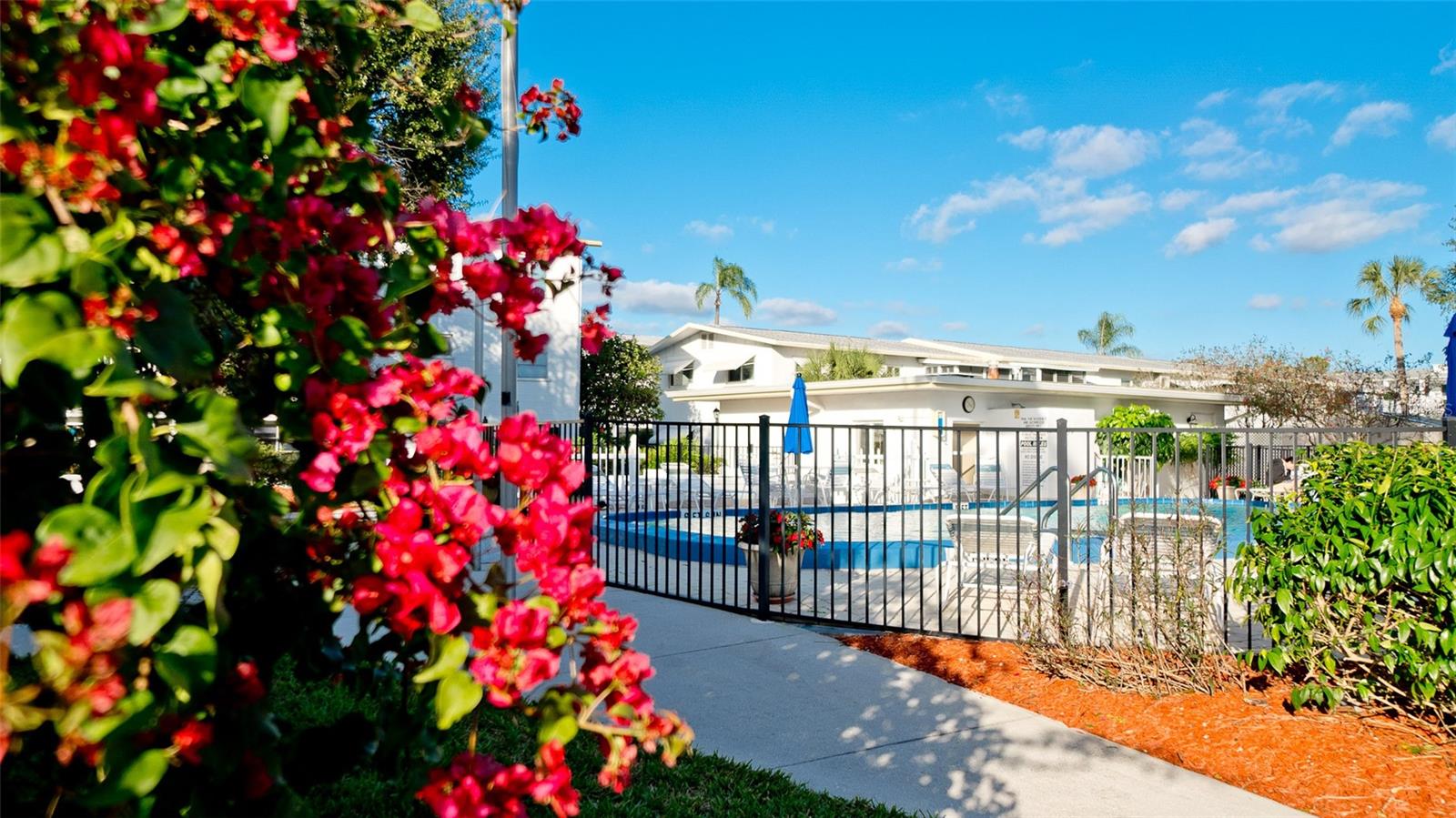 BAYSHORE GARDENS APTS 12 - Residential