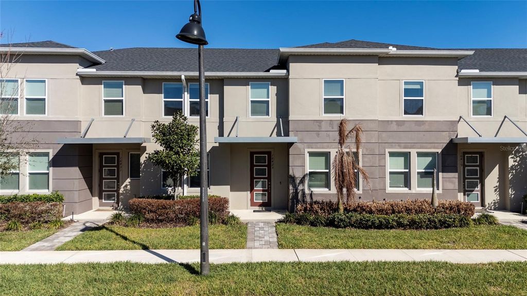 Photo of 16425 Prairie School Drive, Winter Garden, FL 34787 (MLS # O6383709)