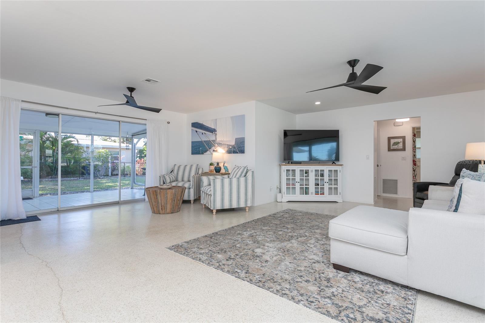 VENICE GARDENS - Residential