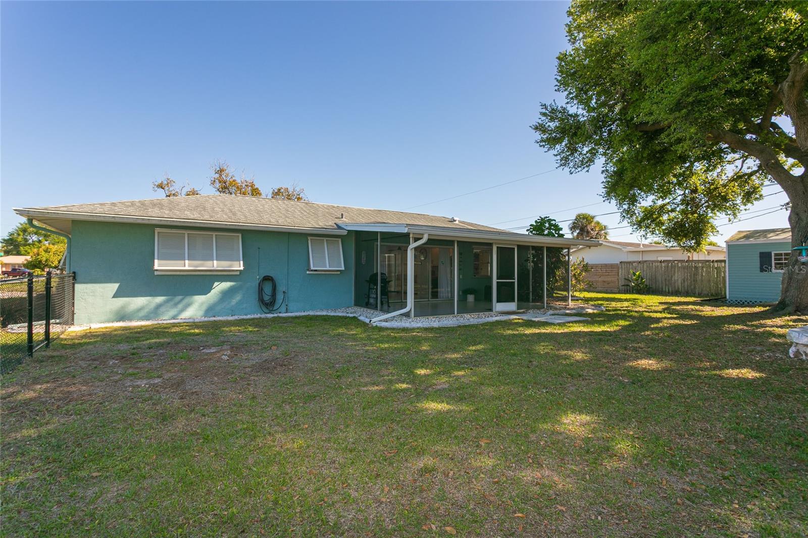 VENICE GARDENS - Residential