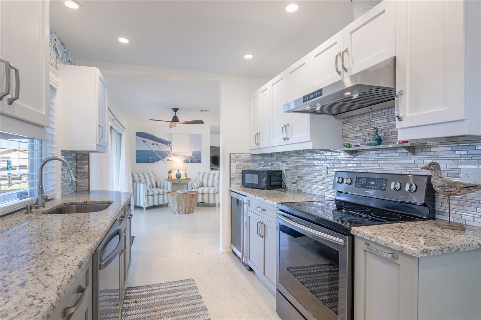 VENICE GARDENS - Residential