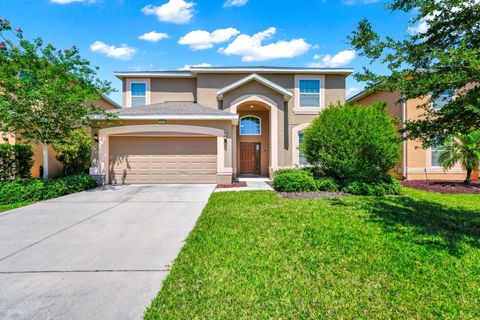 2209 CROFTON AVENUE DAVENPORT FL 33837