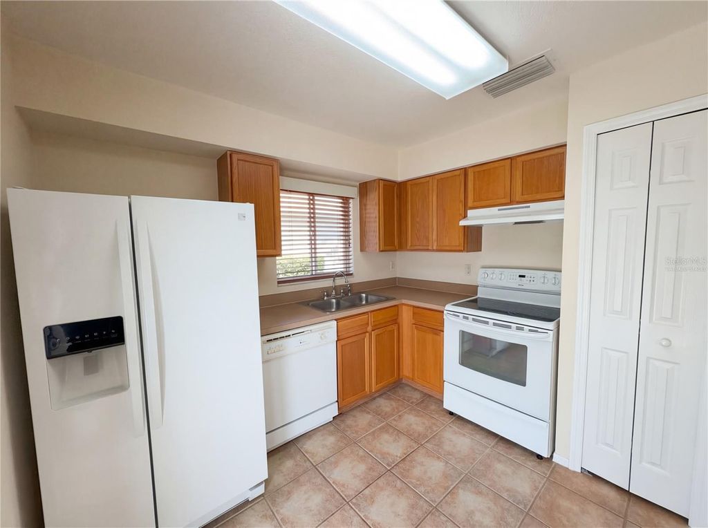 Photo of 4519 Reynolds Creek Avenue, Plant City, FL 33563 (MLS # O6391962)