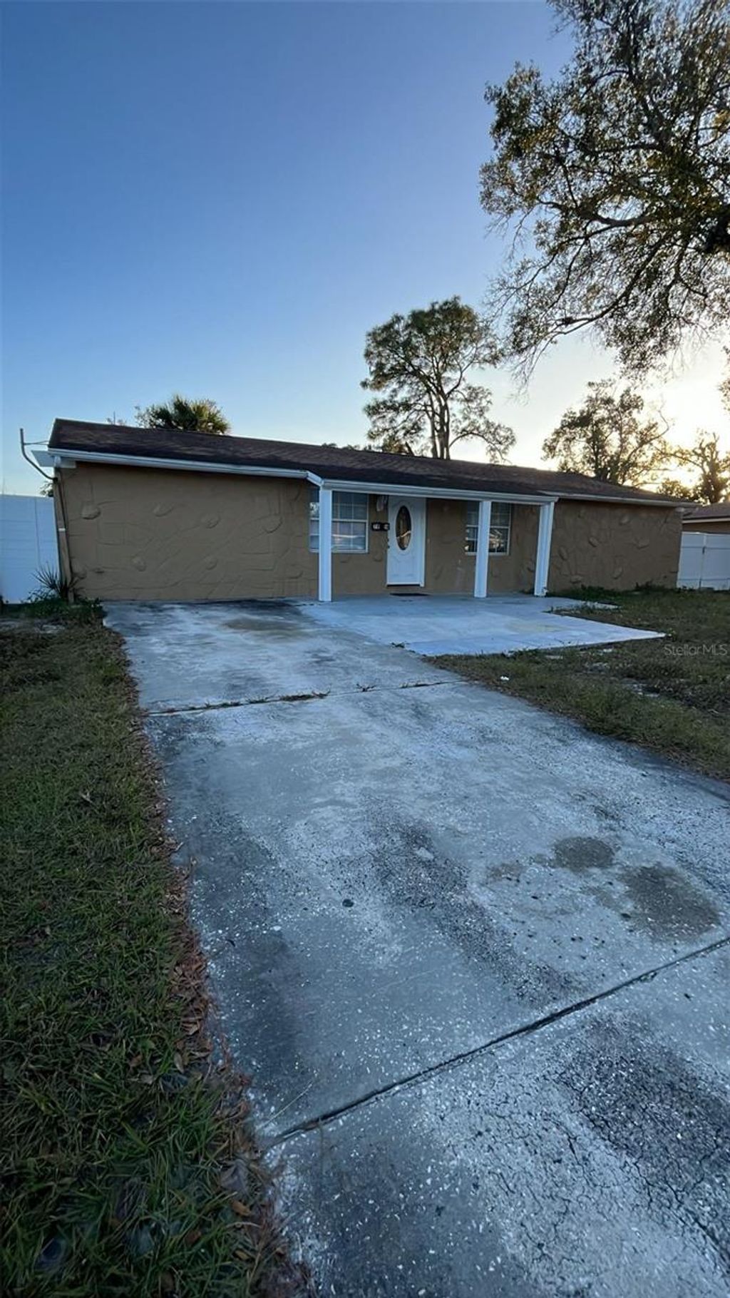 Photo of 7914 Woodgrove Circle, Tampa, FL 33615 (MLS # TB8453518)