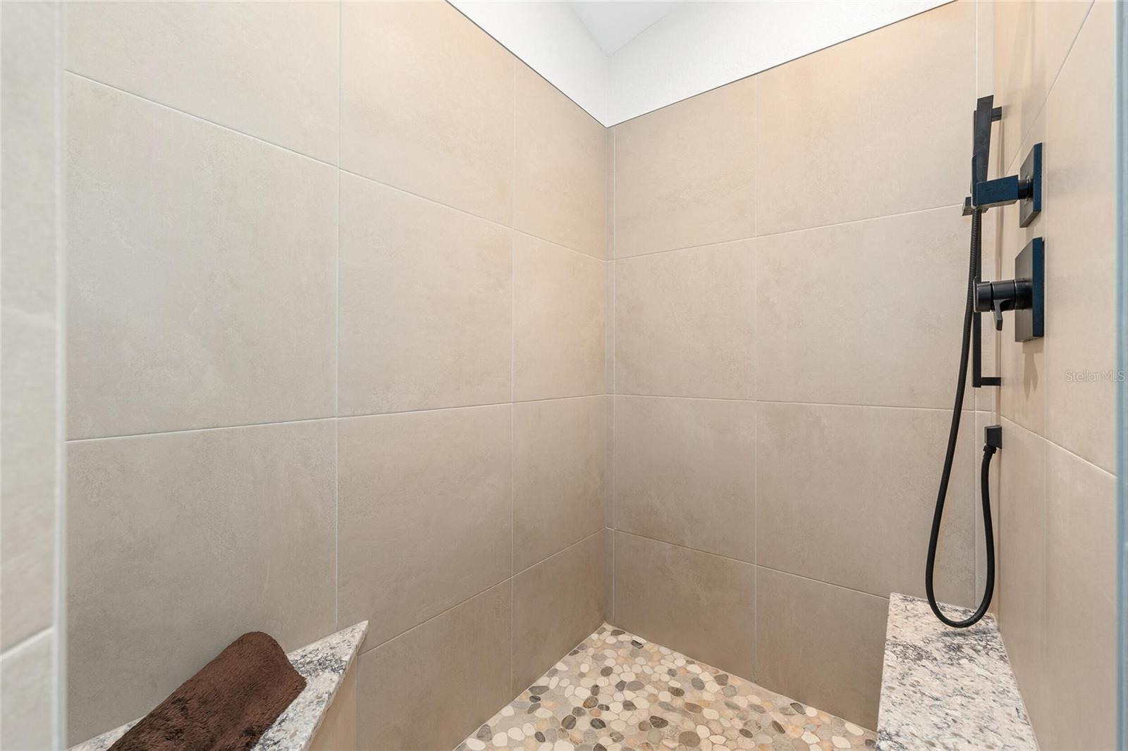 RAINBOW SPGS COUNTRY CLUB ESTATE - Residential