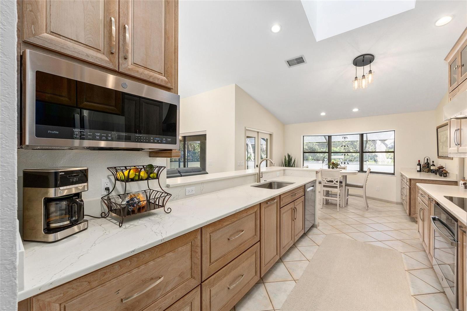 RAINBOW SPGS COUNTRY CLUB ESTATE - Residential