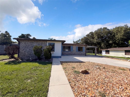 813 HALSTEAD ST, DELTONA, FL 32725 - Image 0f41de993a04a1a3cd458cea7b8261e9/1107623197
