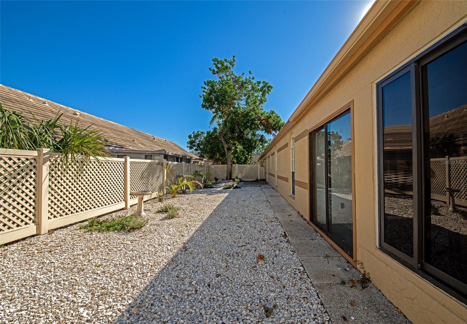 LAKEBRIDGE PH II & III - Residential