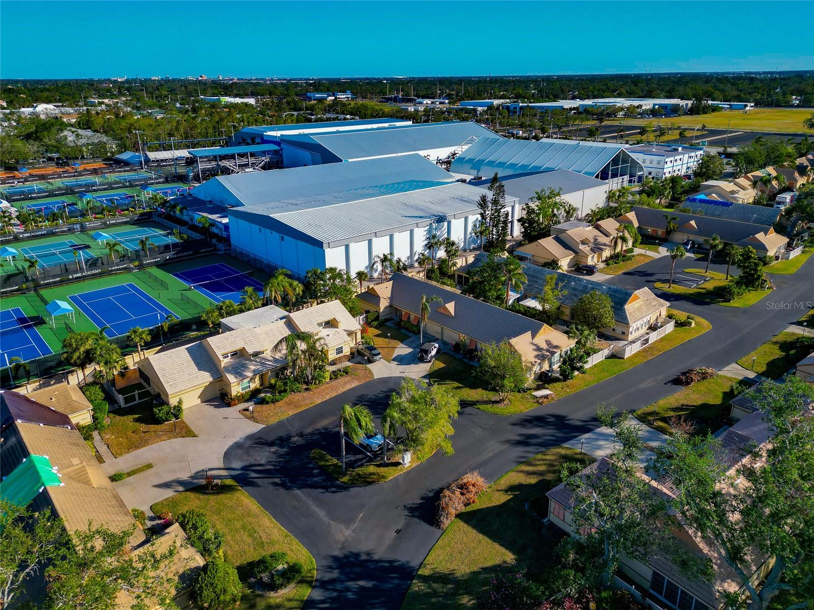 LAKEBRIDGE PH II & III - Residential