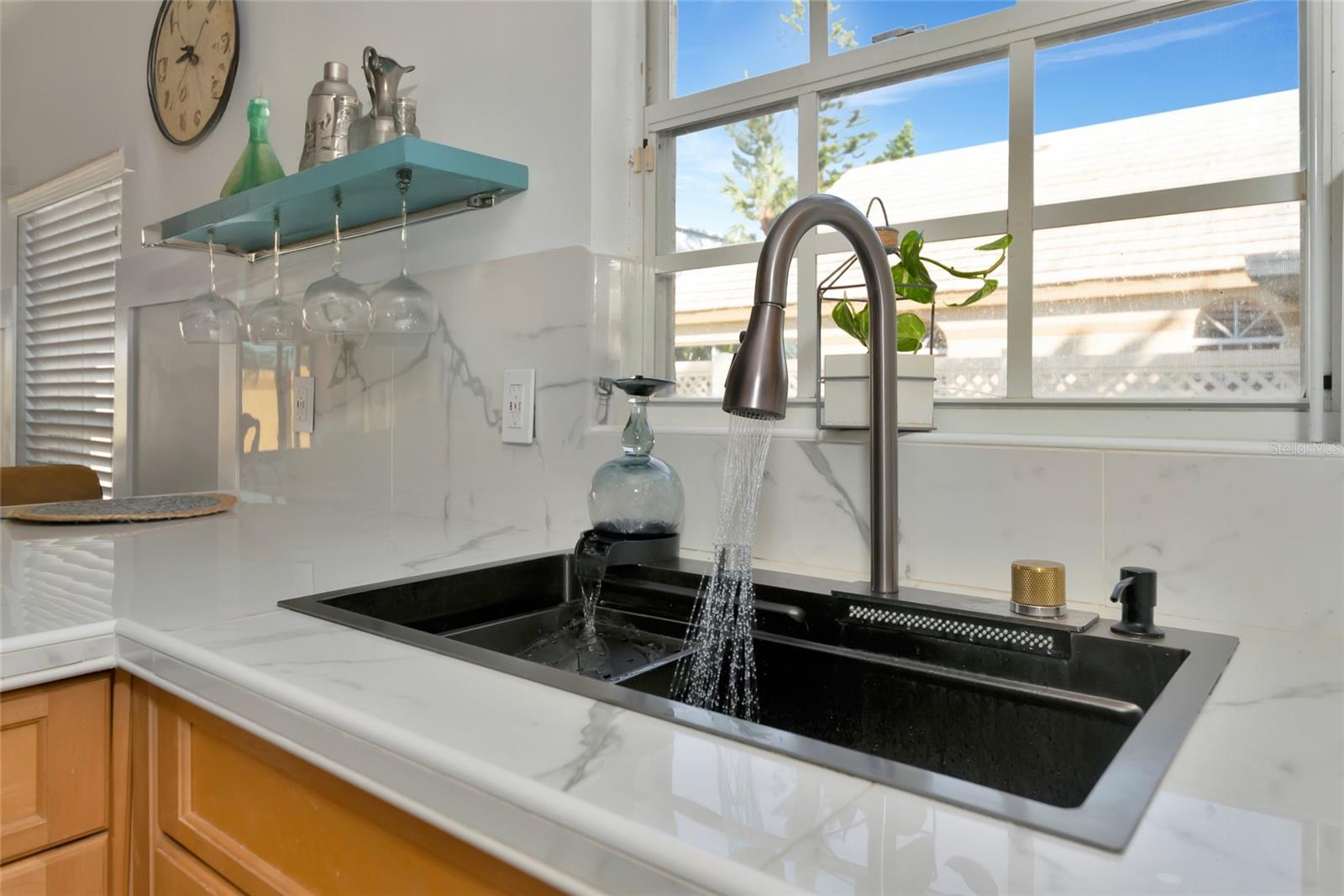 LAKEBRIDGE PH II & III - Residential