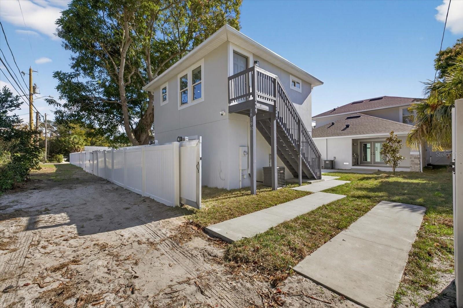 FORREST HILL NELLIE M DAVIS - Residential