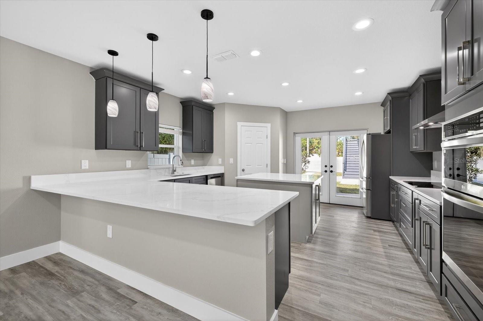 FORREST HILL NELLIE M DAVIS - Residential