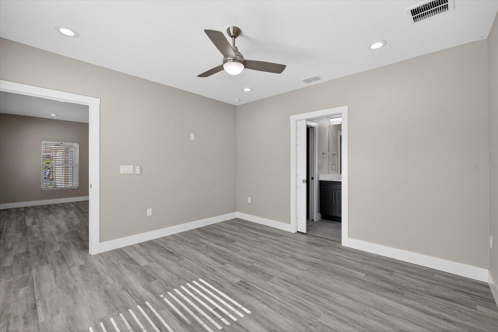 FORREST HILL NELLIE M DAVIS - Residential