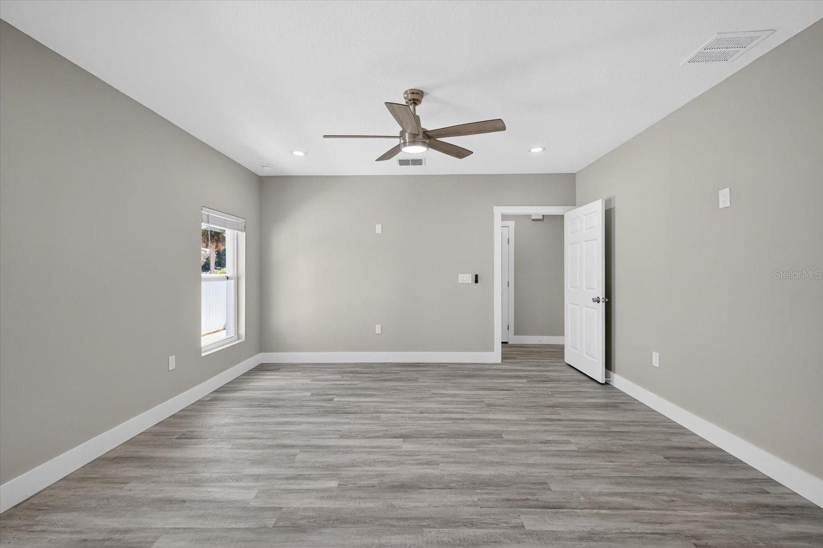 FORREST HILL NELLIE M DAVIS - Residential