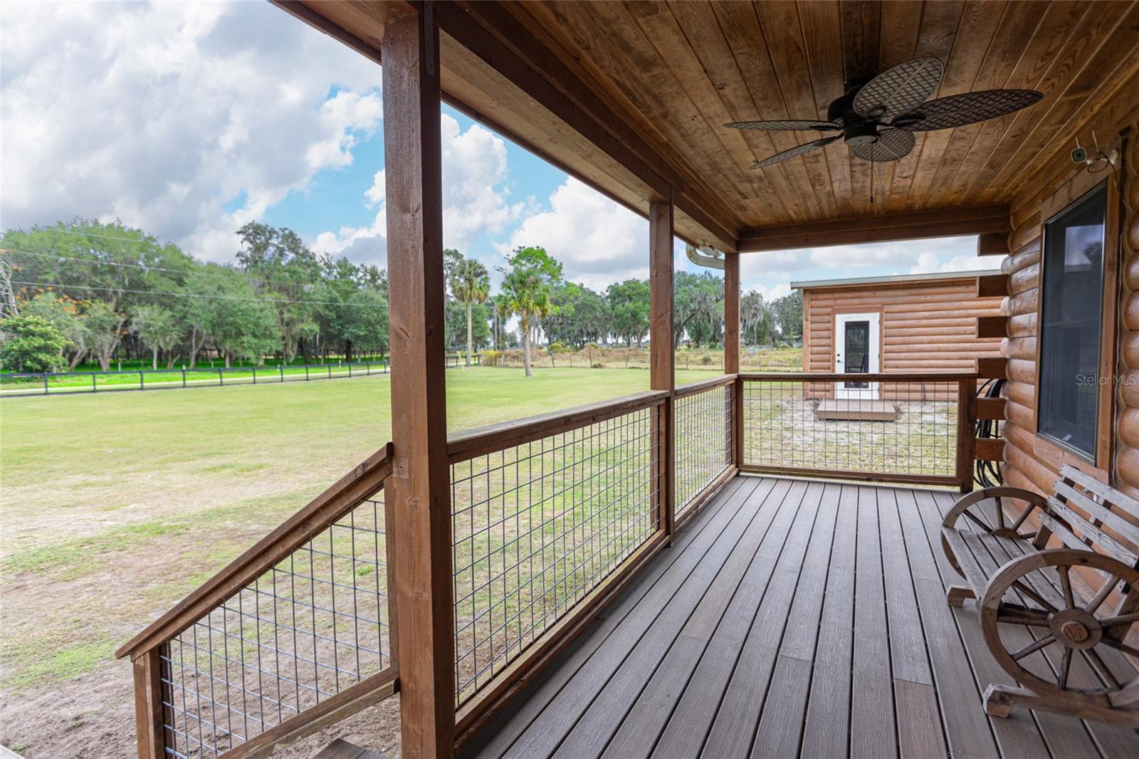 1170 - SEVILLE AREA W OF RAILROAD - Residential