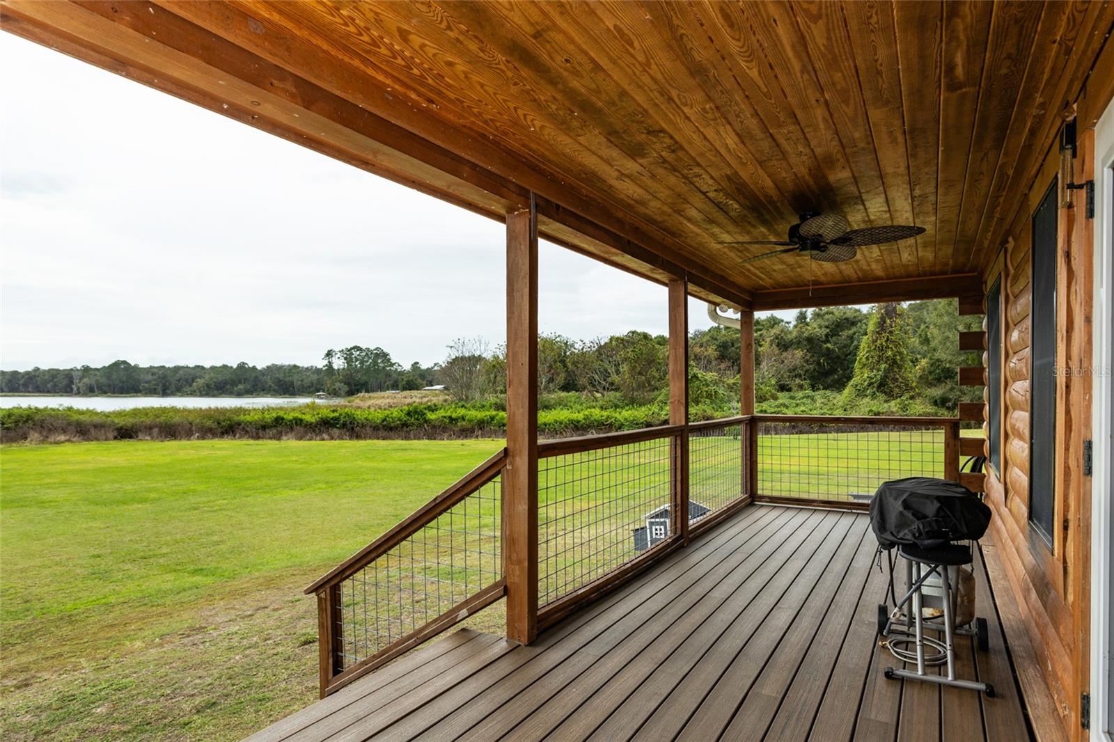 1170 - SEVILLE AREA W OF RAILROAD - Residential