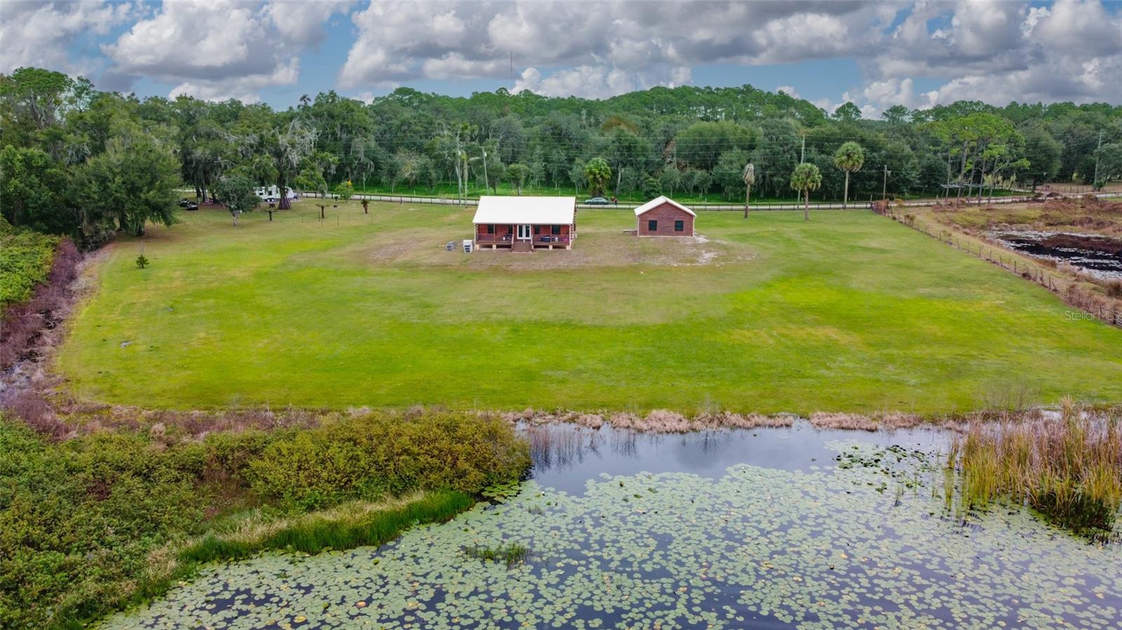 1170 - SEVILLE AREA W OF RAILROAD - Residential