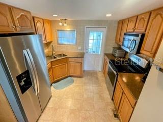 COUNTRY CLUB ESTATES - Residential