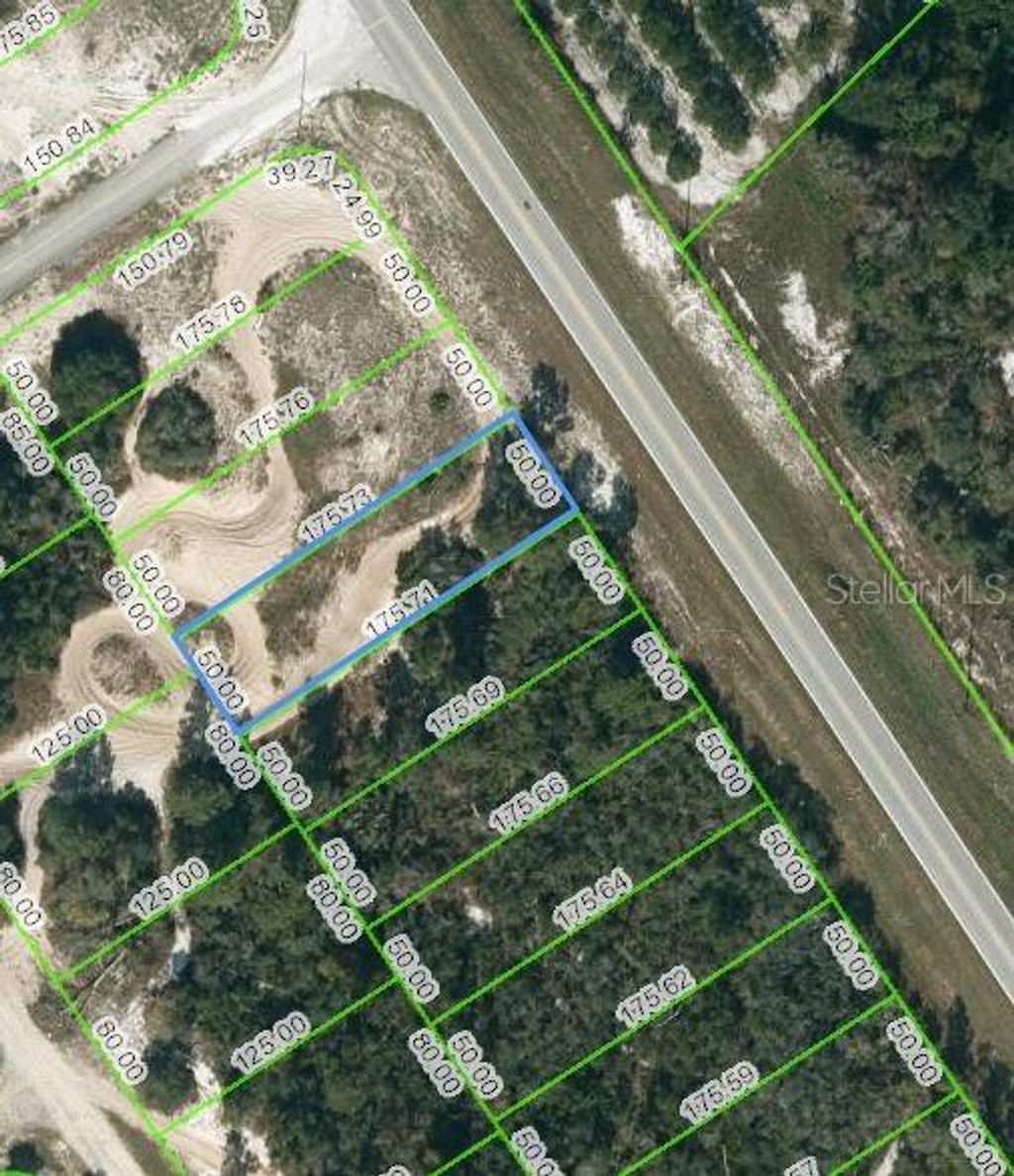 Photo of 943 County Road 29, Lake Placid, FL 33852 (MLS # OM624616)