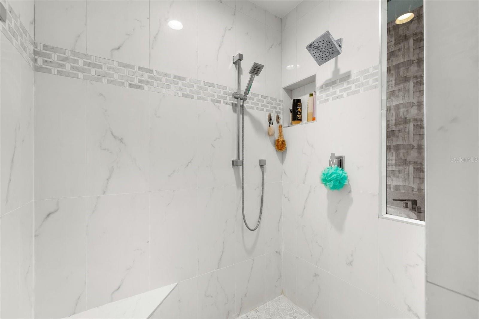 MISTY CREEK - Residential