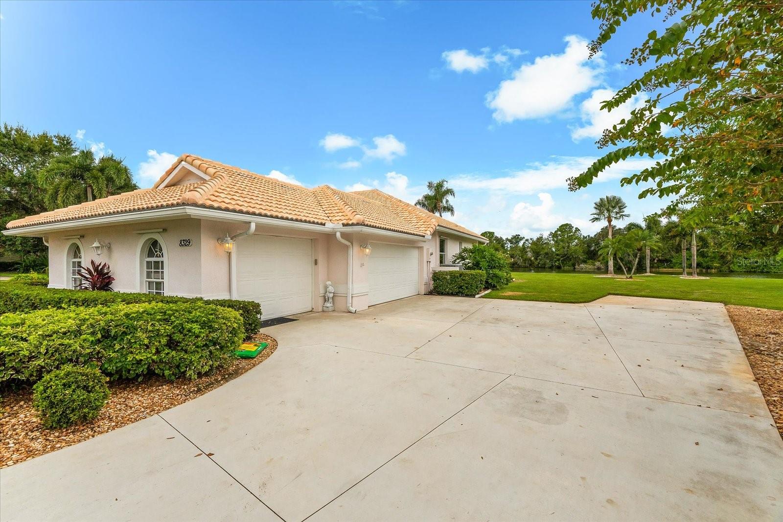 8329 EAGLE LAKE DRIVE