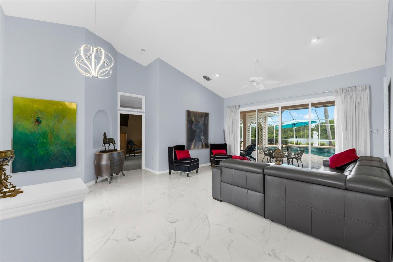 MISTY CREEK - Residential