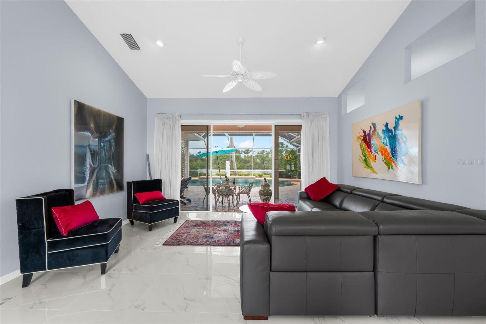 MISTY CREEK - Residential