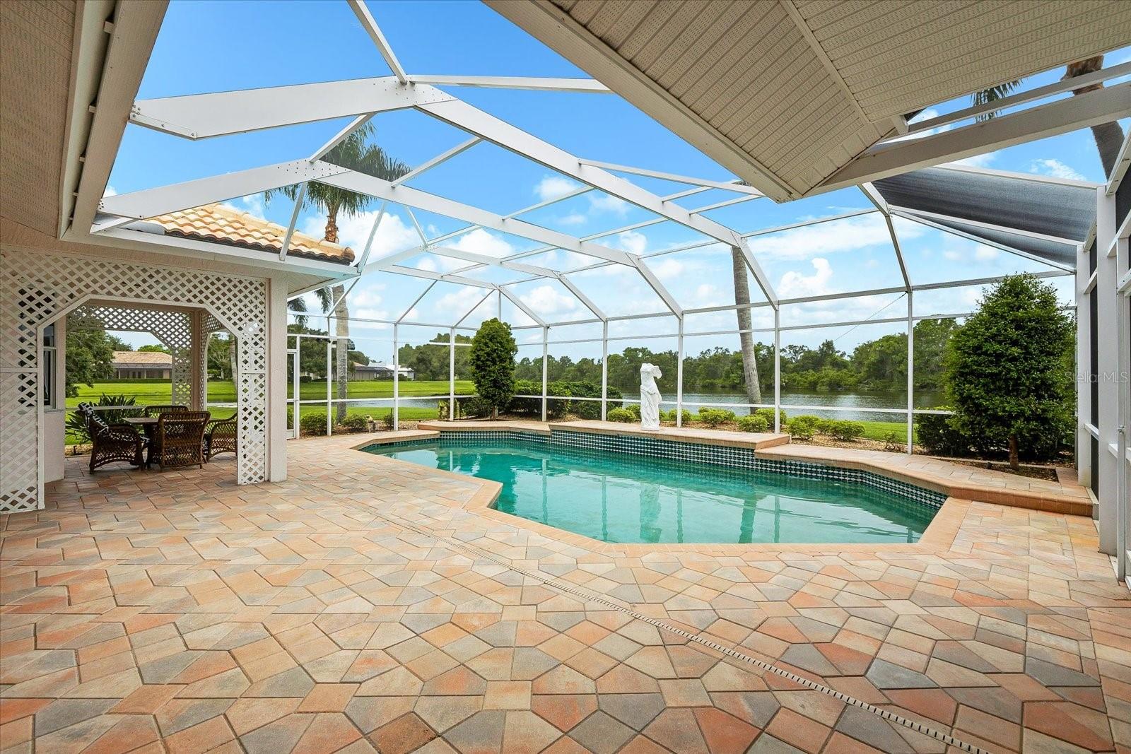 MISTY CREEK - Residential