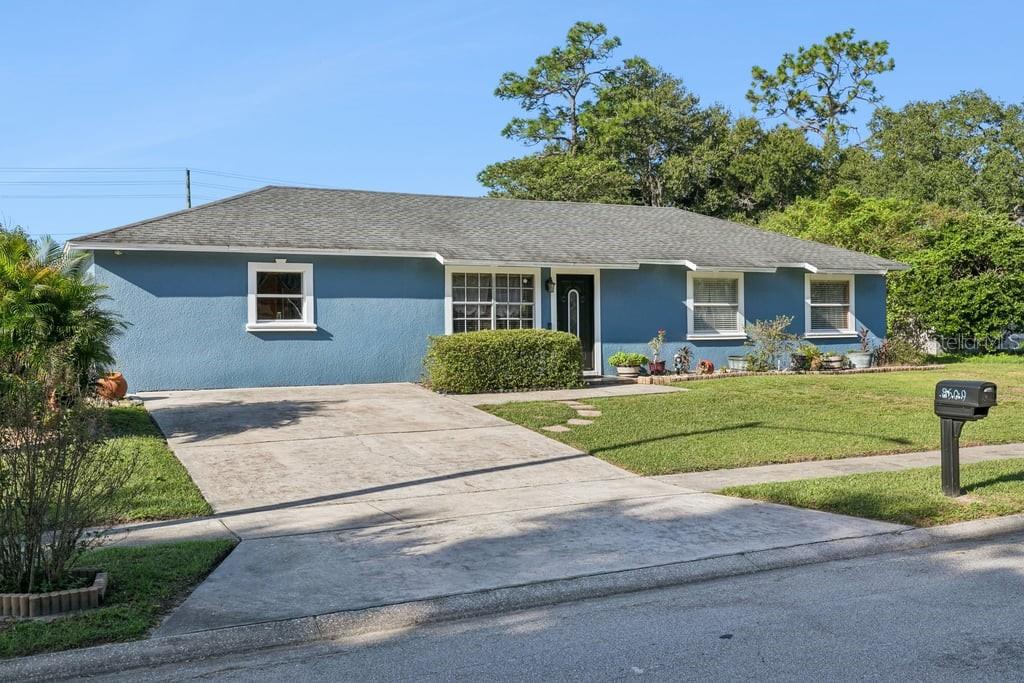8509 LYONIA DRIVE