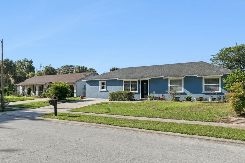 8509 LYONIA DRIVE