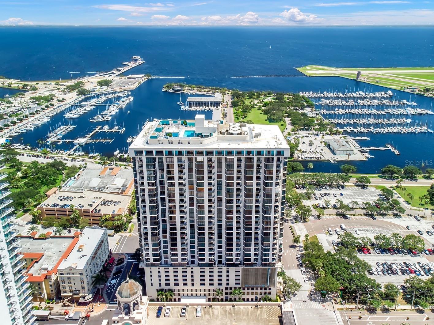 1 Beach Drive Se 2712, St Petersburg