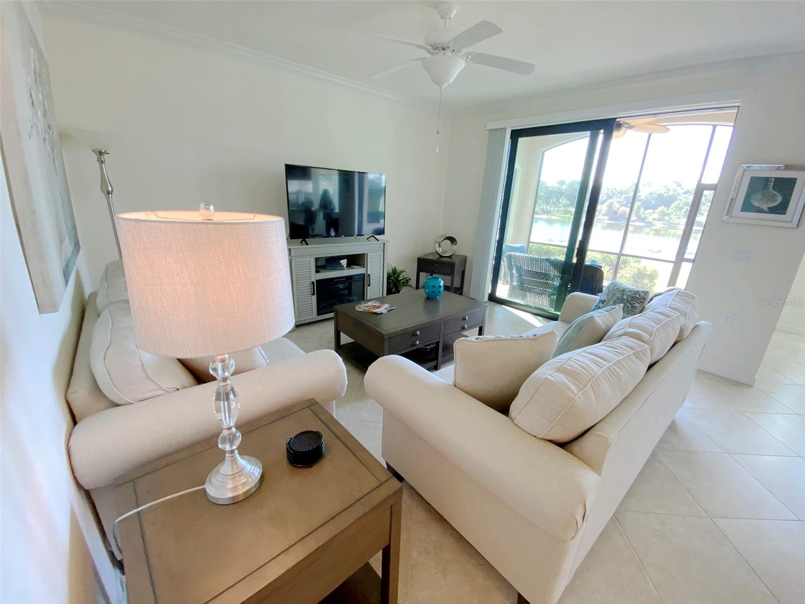 LAKEWOOD NATIONAL - Residential Lease