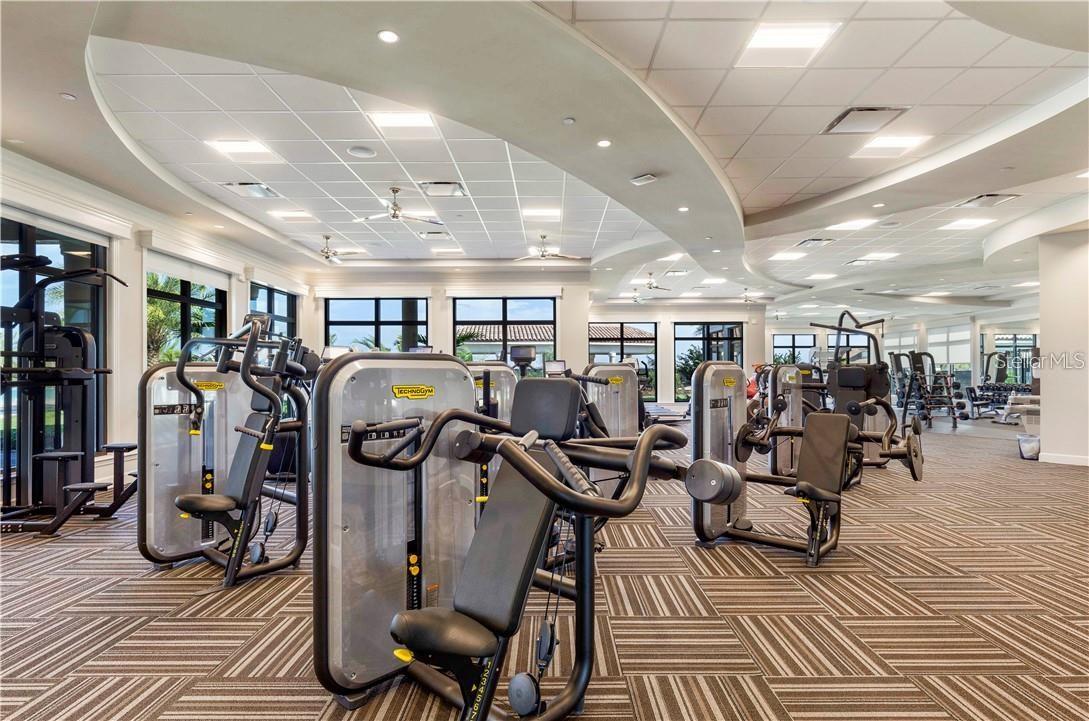 LAKEWOOD NATIONAL - Residential Lease