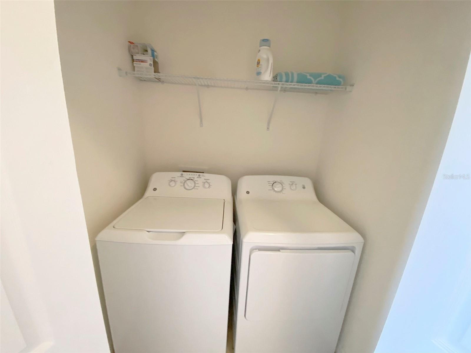 LAKEWOOD NATIONAL - Residential Lease