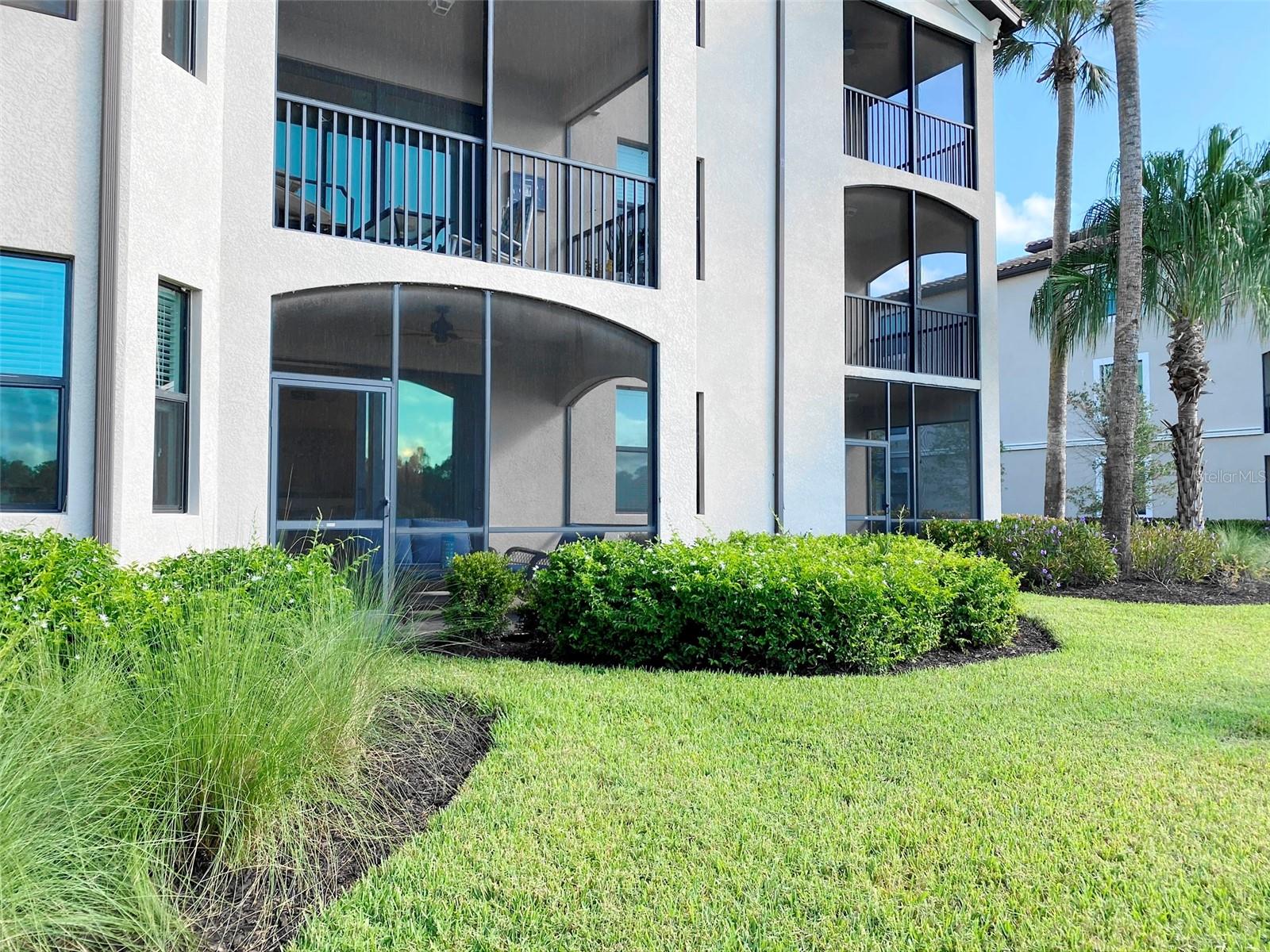 LAKEWOOD NATIONAL - Residential Lease