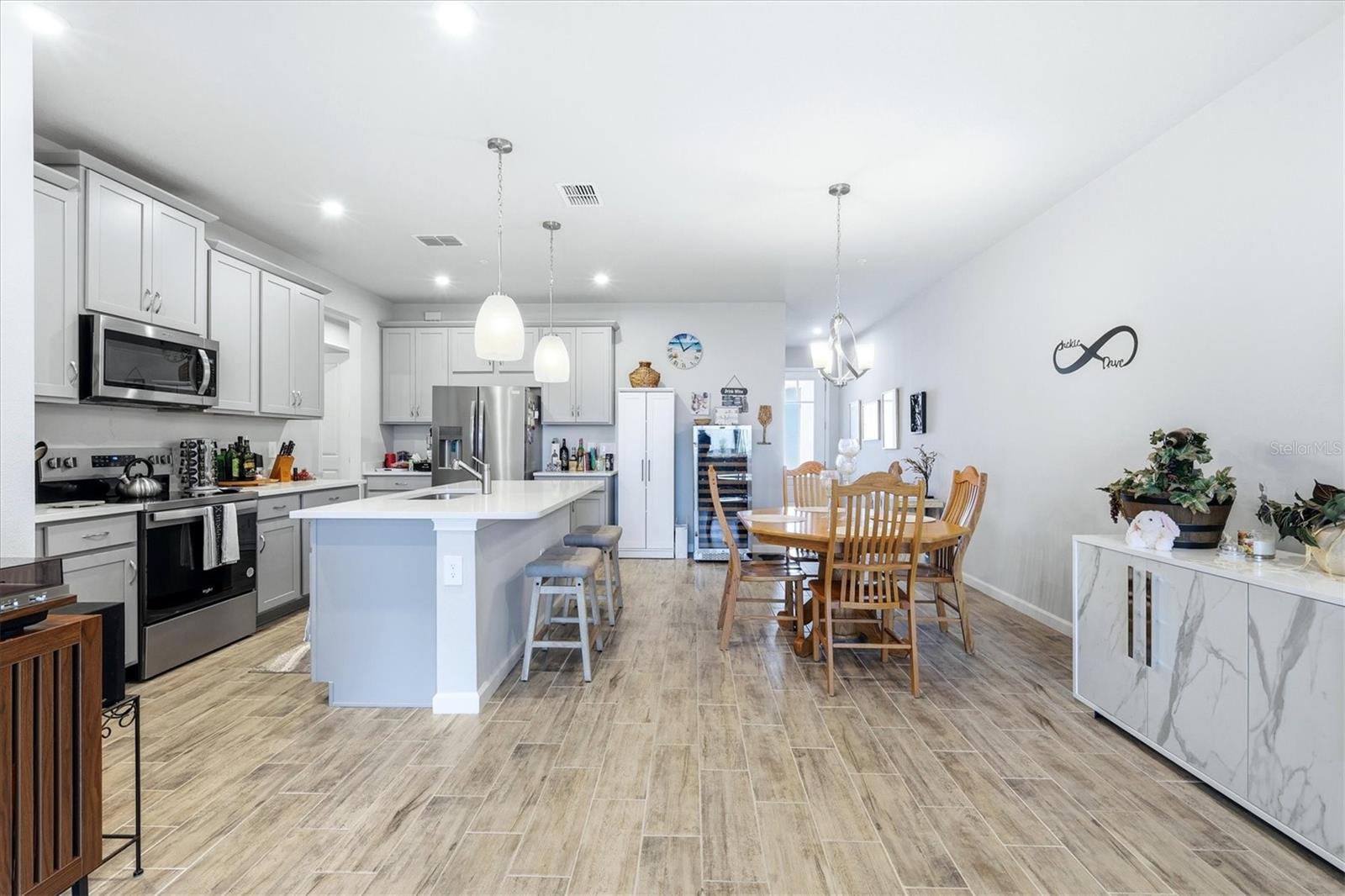 SUNSTONE VILLAGE F5 PH 2 - Residential