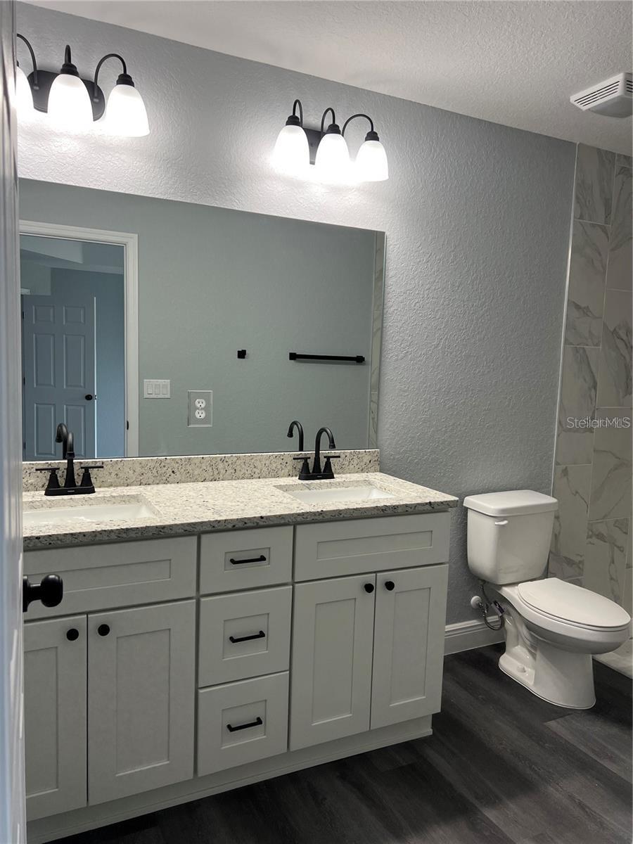 LAKE WEIR GARDENS - Residential