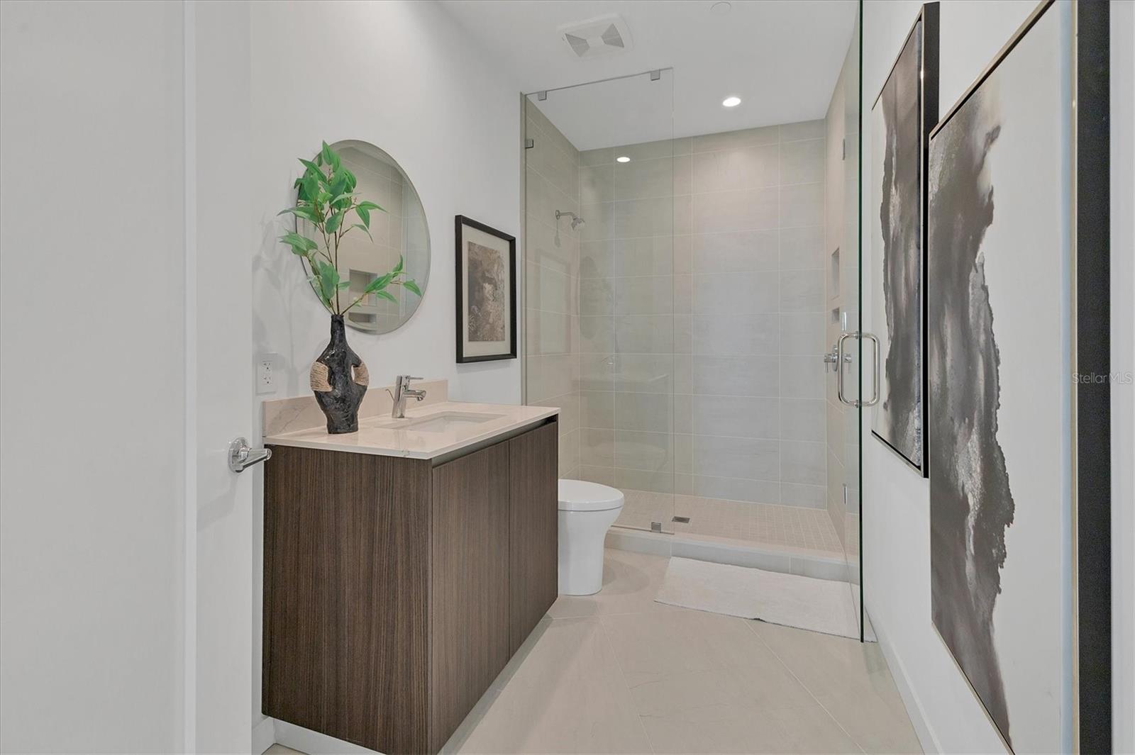 BAYSO SARASOTA - Residential