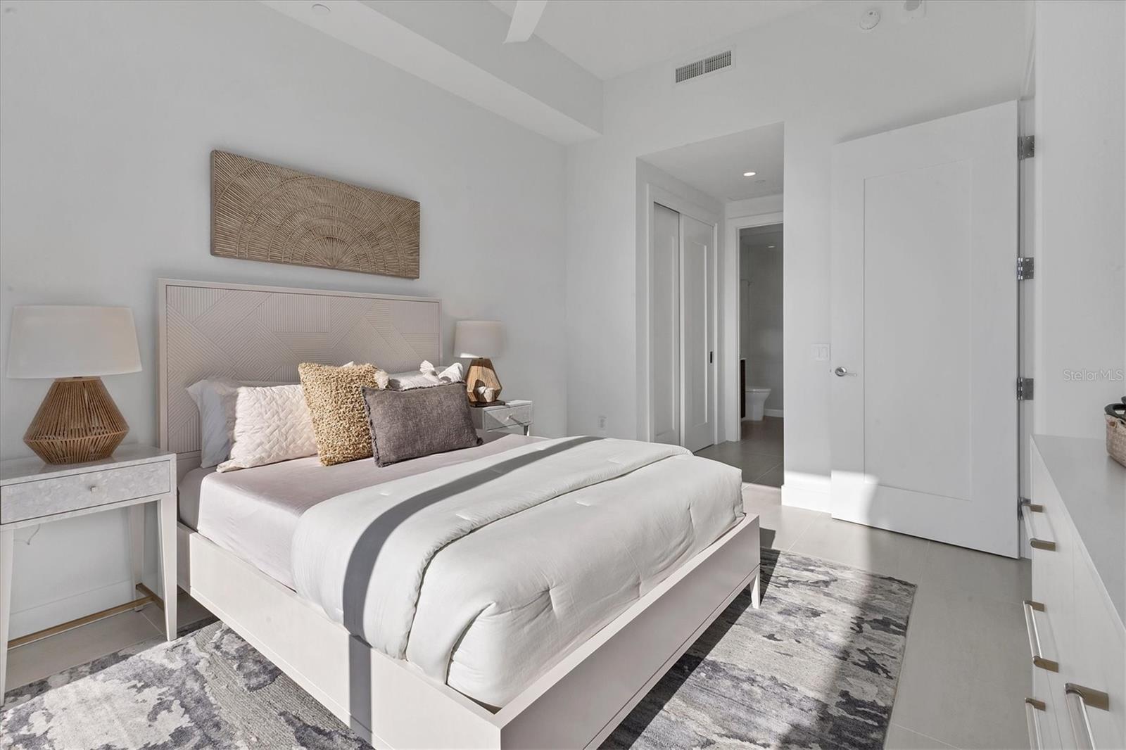 BAYSO SARASOTA - Residential