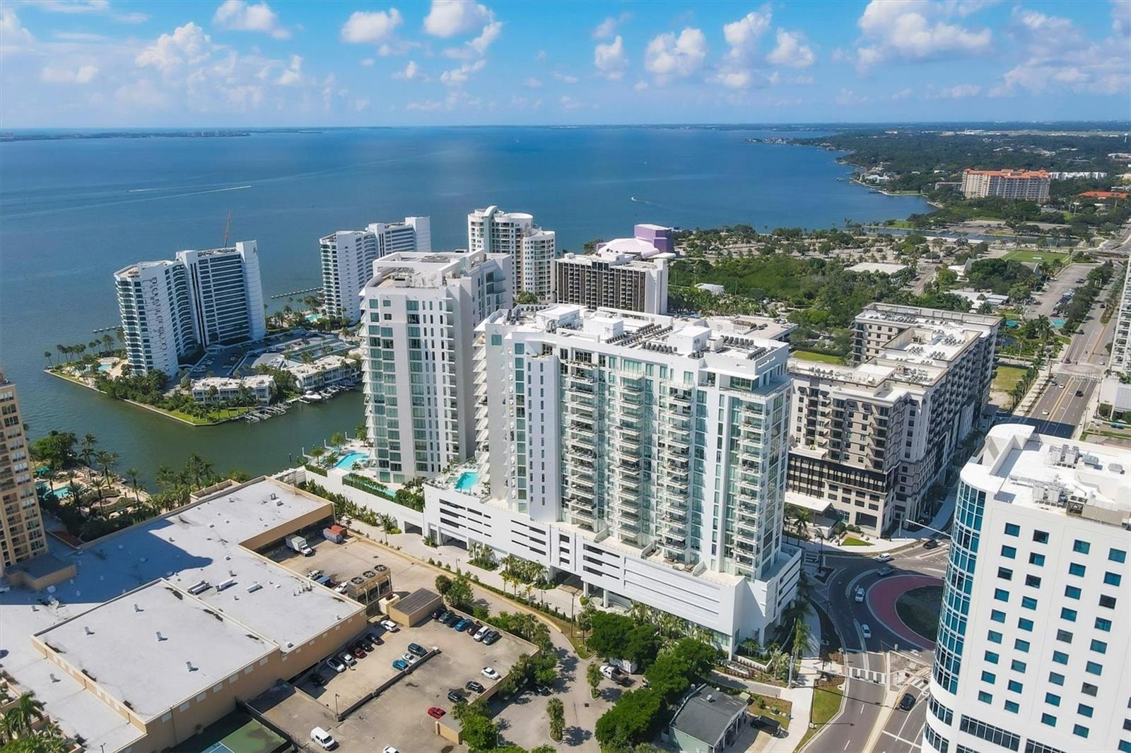 BAYSO SARASOTA - Residential